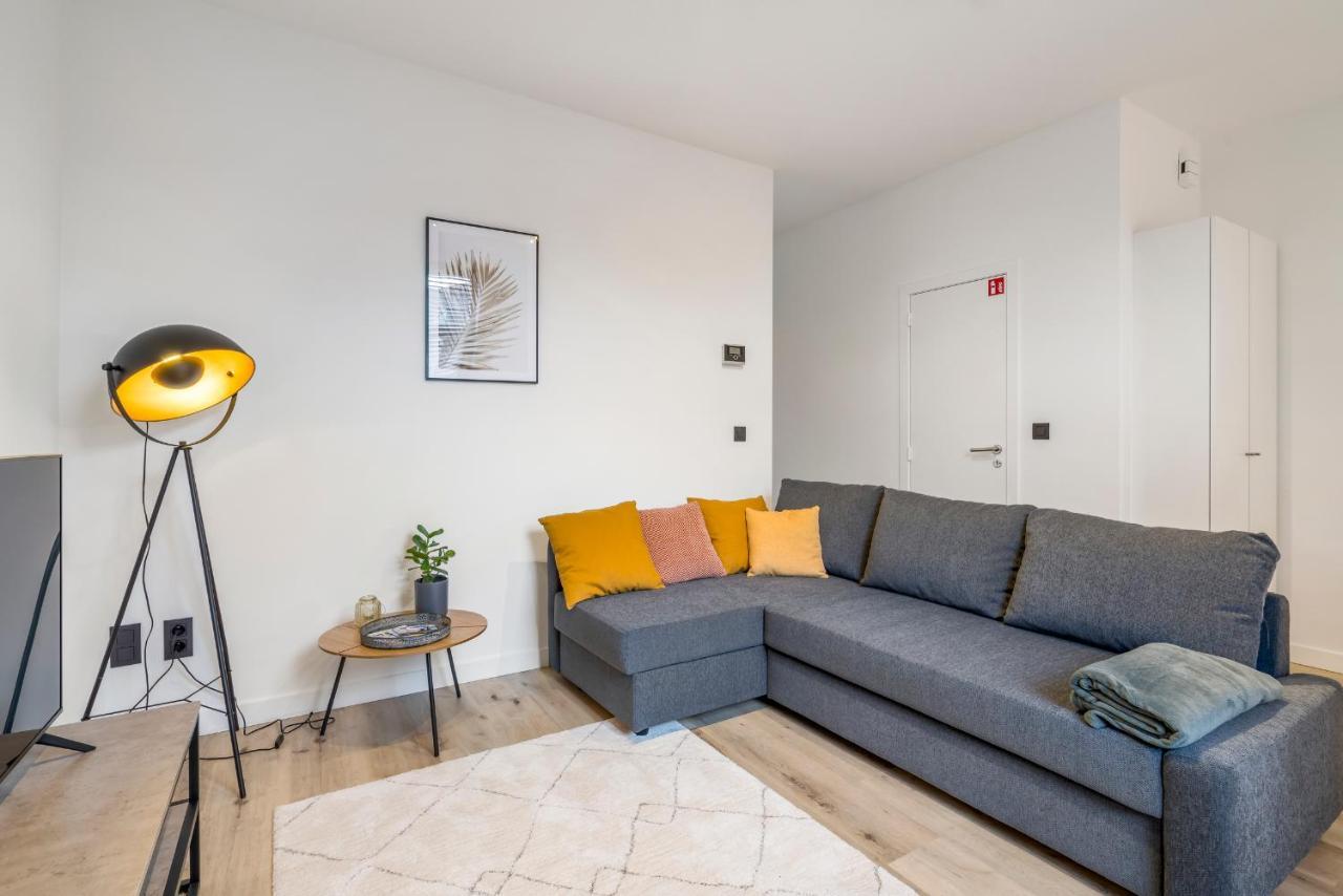 Cosy, Furnished & Renovated Flat With Outside Lounge Gante Exterior foto