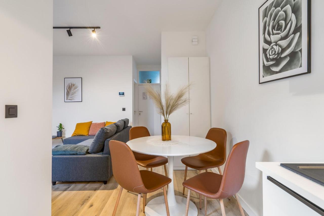 Cosy, Furnished & Renovated Flat With Outside Lounge Gante Exterior foto