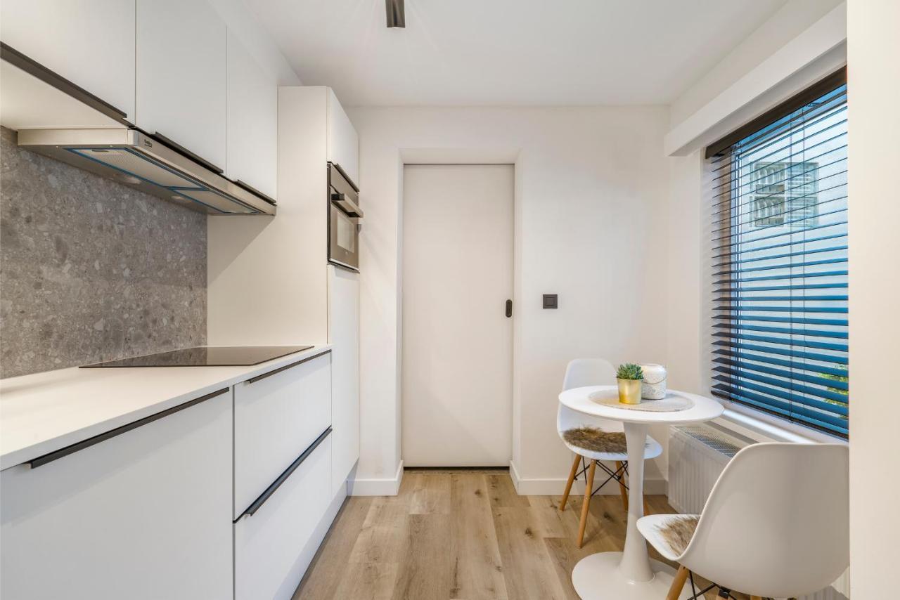 Cosy, Furnished & Renovated Flat With Outside Lounge Gante Exterior foto